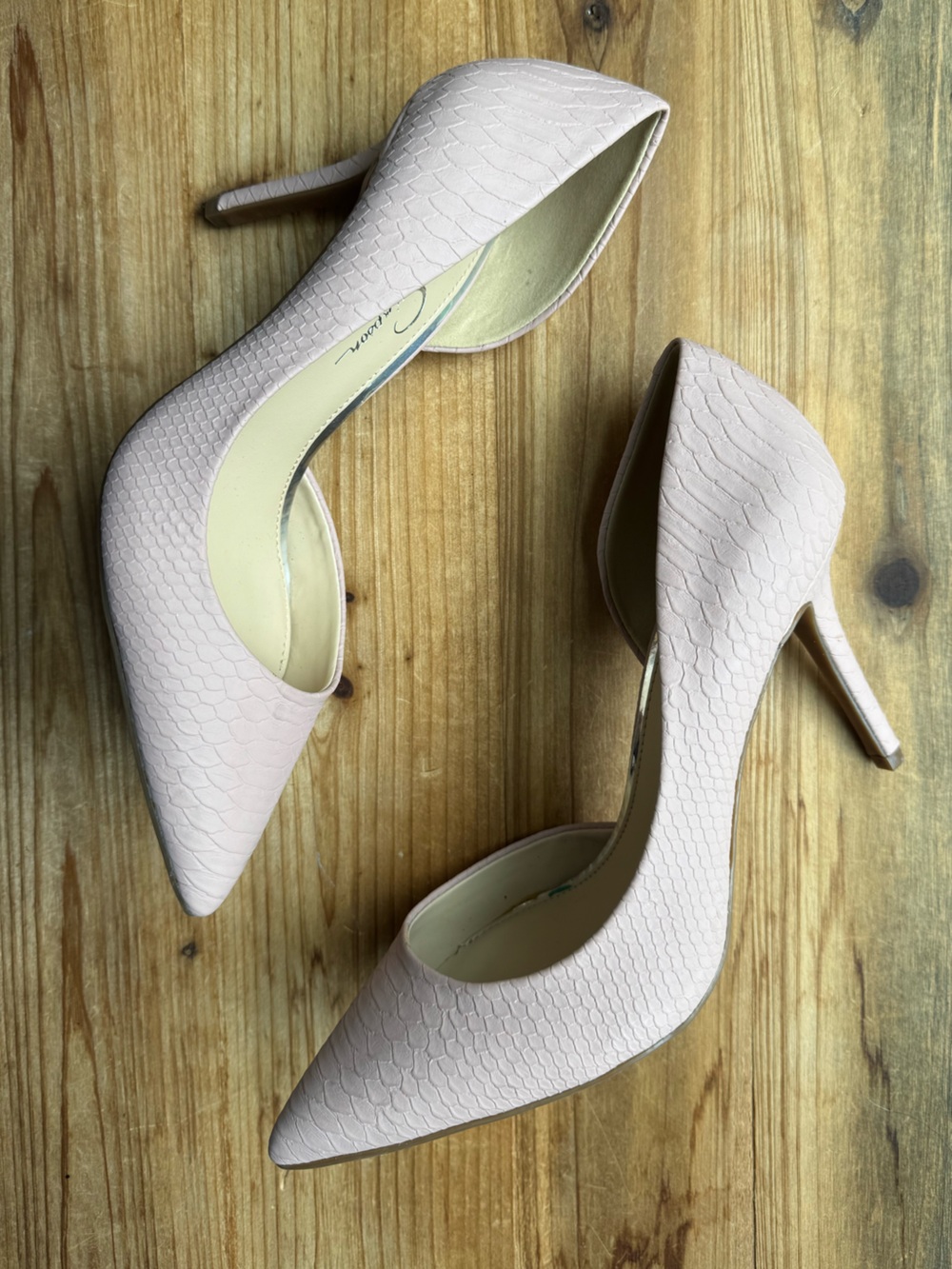 Jessica Simpson heels